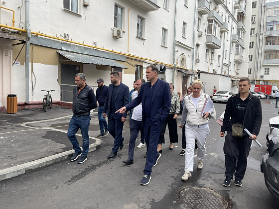 Префект Владимир Говердовский оценил прогресс благоустройства в трех районах округа