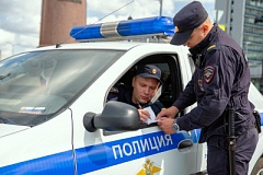 Оперативниками уголовного розыска центра столицы задержана группа молодых людей, подозреваемых в хулиганстве