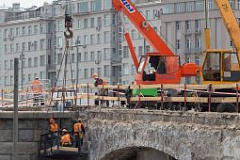 Реконструкция Большого каменного моста завершится в этом году